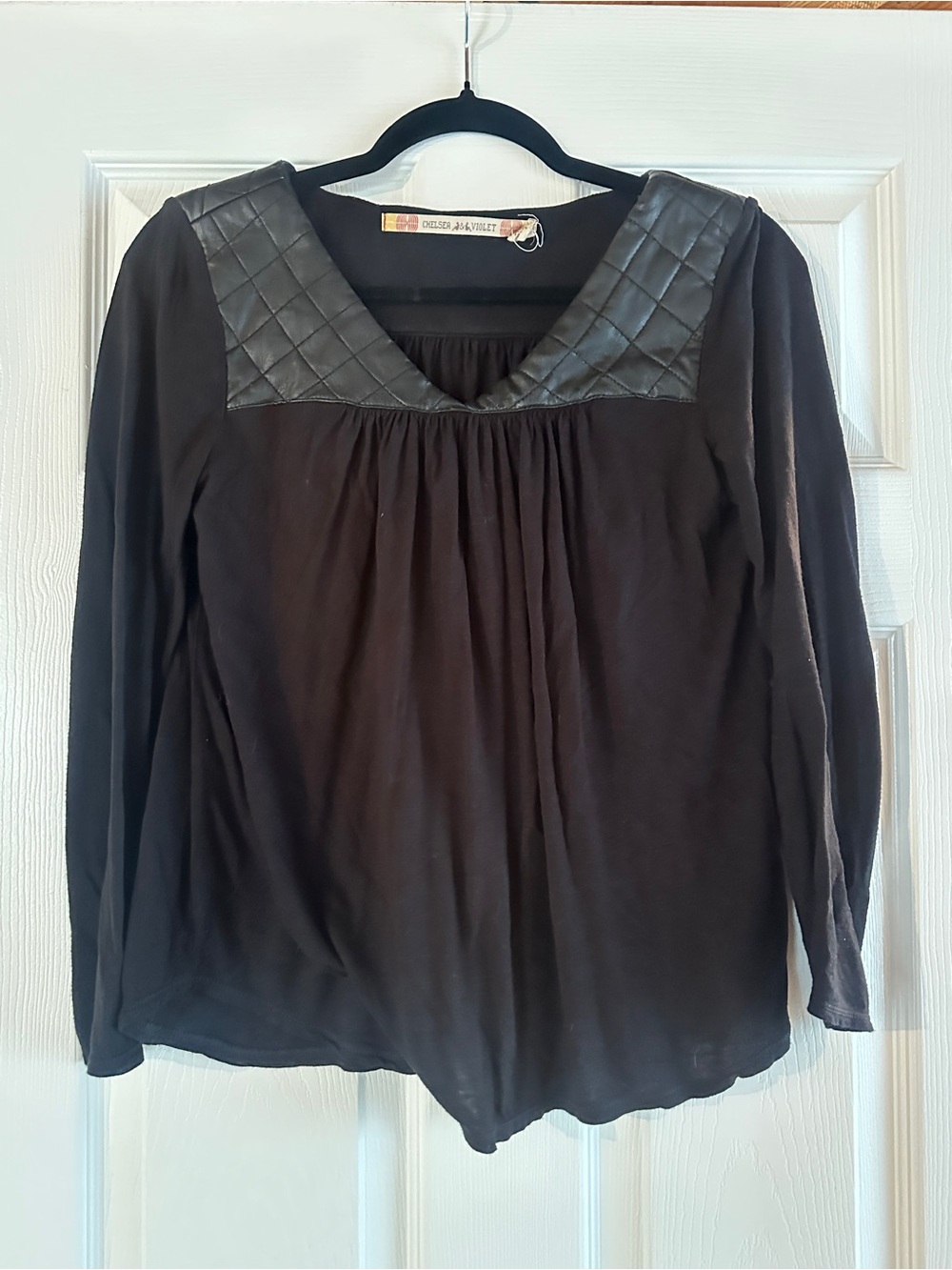 Chelsea & Violet Black Quilted-Yoke Long Sleeve Top